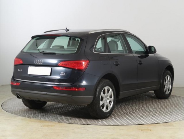 Audi Q5  2.0 TDI design