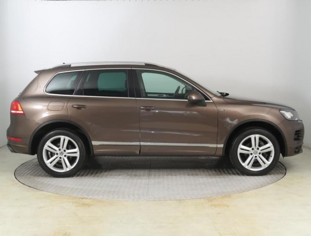 Volkswagen Touareg  3.0 TDI R-Line