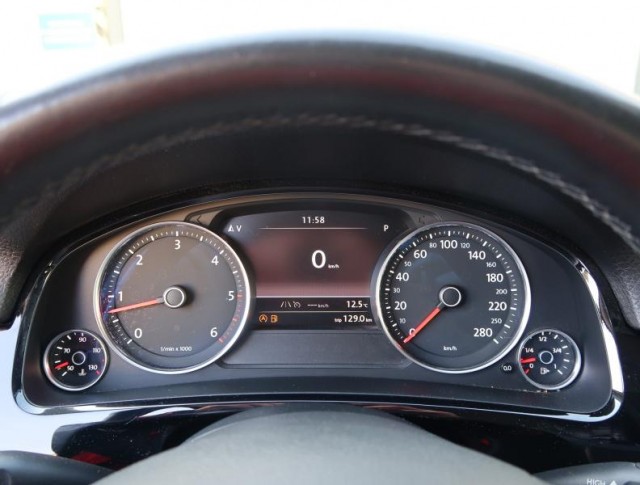 Volkswagen Touareg  3.0 TDI R-Line