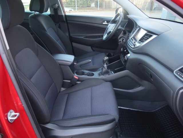 Hyundai Tucson  1.7 CRDi 