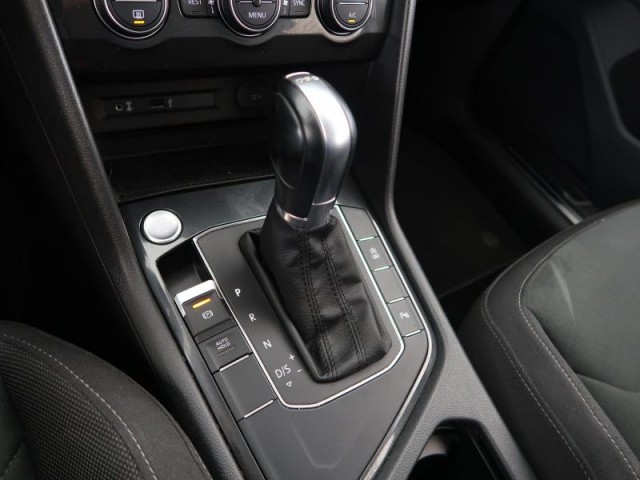 Volkswagen Tiguan  2.0 TDI 