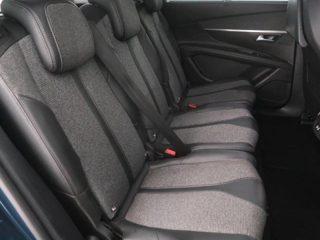 Peugeot 5008  1.6 BlueHDi Allure