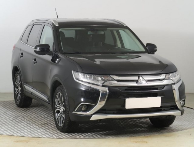 Mitsubishi Outlander  2.2 DI-D 