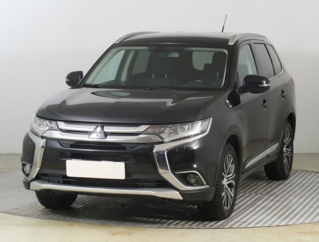 Mitsubishi Outlander  2.2 DI-D 