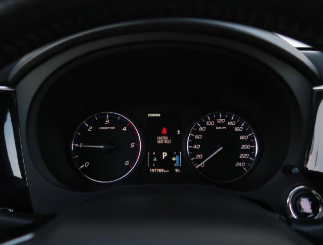 Mitsubishi Outlander  2.2 DI-D 