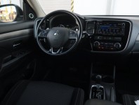 Mitsubishi Outlander  2.2 DI-D 