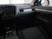 Mitsubishi Outlander  2.2 DI-D 