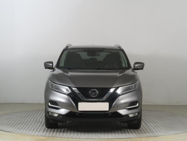 Nissan Qashqai  1.3 DIG-T Tekna