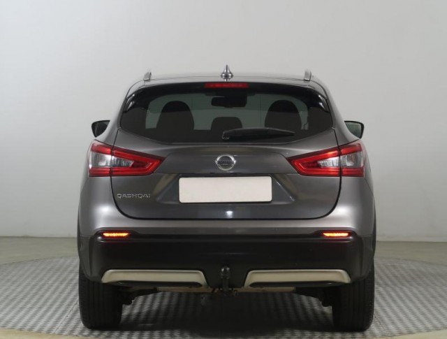 Nissan Qashqai  1.3 DIG-T Tekna