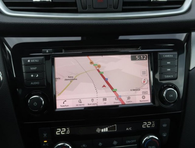 Nissan Qashqai  1.3 DIG-T Tekna