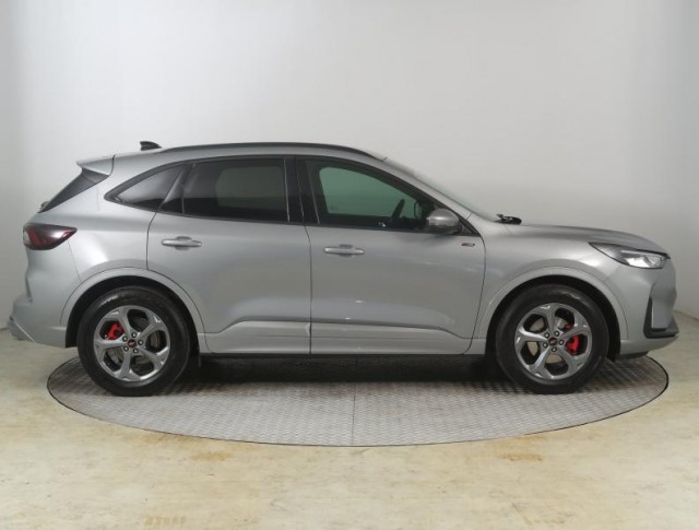 Ford Kuga  1.5 EcoBoost ST-Line