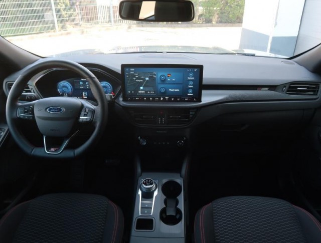 Ford Kuga  1.5 EcoBoost ST-Line