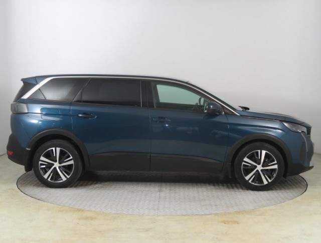 Peugeot 5008  1.5 BlueHDi 