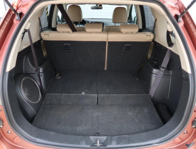 Mitsubishi Outlander  2.2 DI-D 