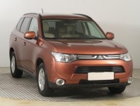 Mitsubishi Outlander  2.2 DI-D 