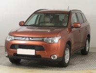 Mitsubishi Outlander  2.2 DI-D 