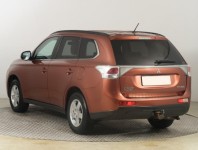 Mitsubishi Outlander  2.2 DI-D 