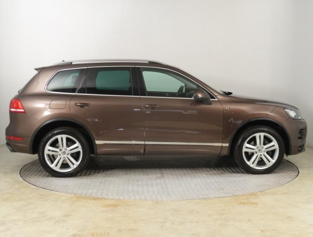 Volkswagen Touareg  3.0 TDI R-Line