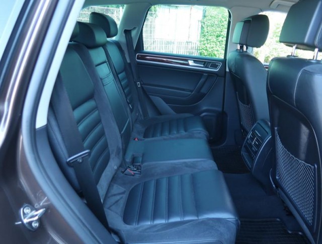 Volkswagen Touareg  3.0 TDI R-Line