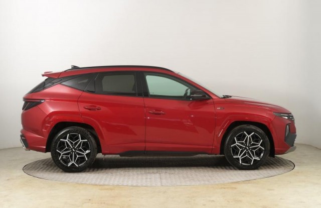 Hyundai Tucson  1.6 T-GDI 48V MHEV N-Line
