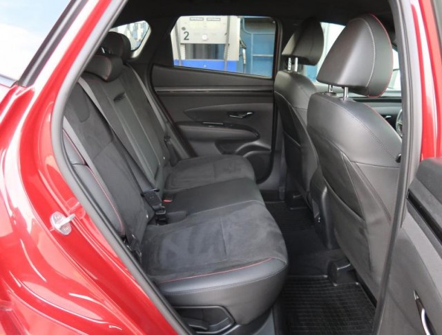 Hyundai Tucson  1.6 T-GDI 48V MHEV N-Line