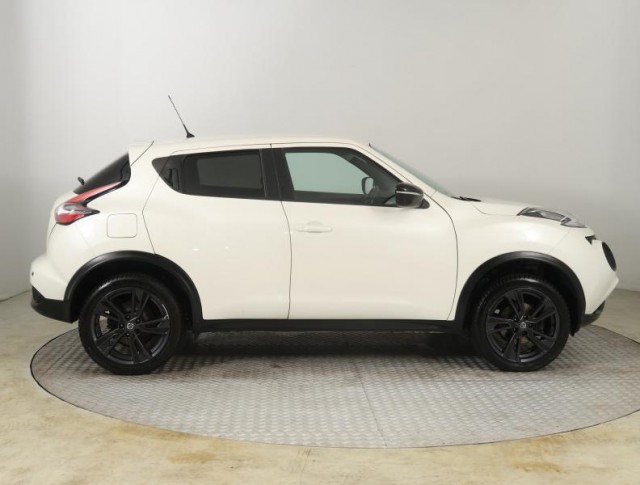 Nissan Juke  1.6 i Acenta