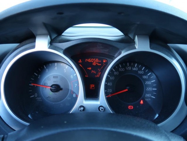 Nissan Juke  1.6 i Acenta