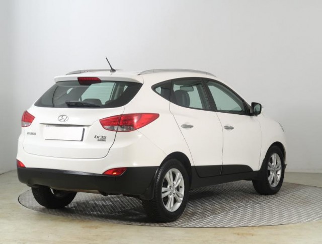 Hyundai ix35  1.7 CRDi Trikolor