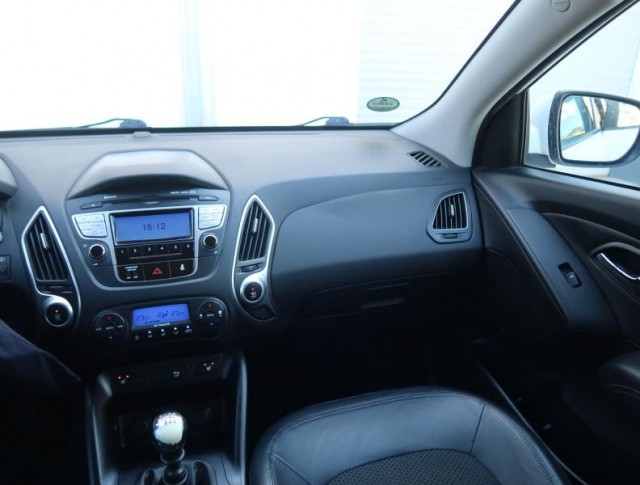 Hyundai ix35  1.7 CRDi Trikolor