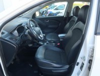 Hyundai ix35  1.7 CRDi Trikolor