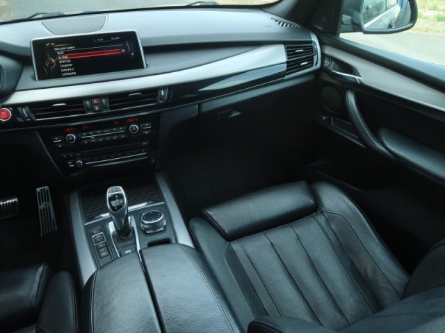 BMW X5  xDrive40d M Paket