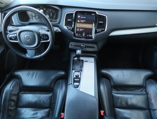 Volvo XC90  D5 AWD 