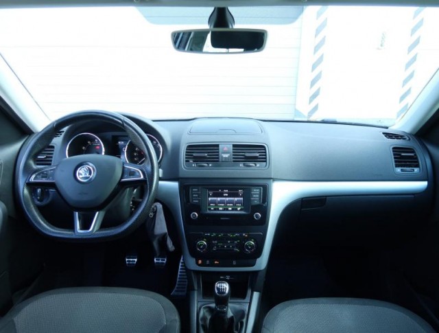 Škoda Yeti  1.2 TSI Elegance