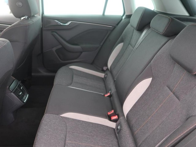 Škoda Kamiq  1.0 TSI Style
