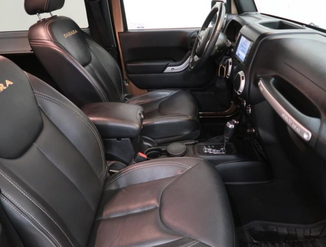 Jeep Wrangler  2.8 CRD Sahara