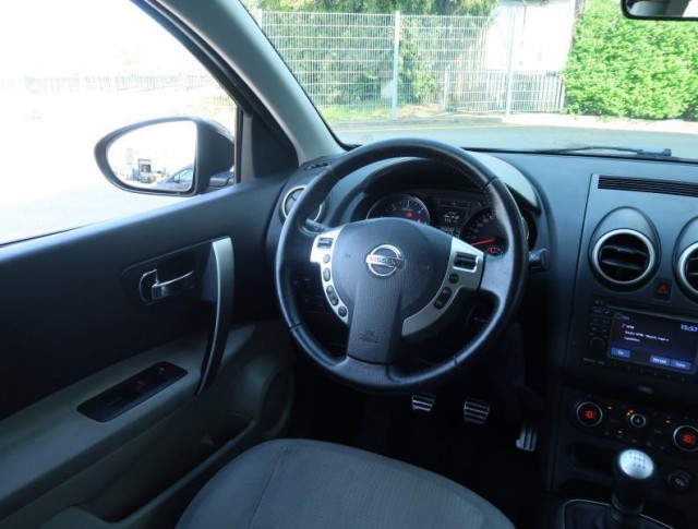 Nissan Qashqai  1.6 dCi 