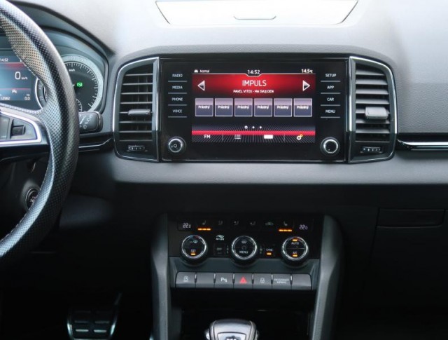 Škoda Karoq  1.5 TSI Sportline