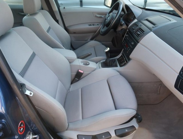 BMW X3  2.0d 