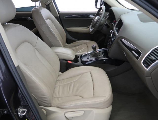 Audi Q5  2.0 TDI 
