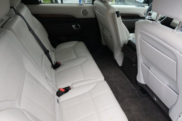 Land Rover Discovery  SDV6 HSE