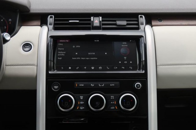 Land Rover Discovery  SDV6 HSE