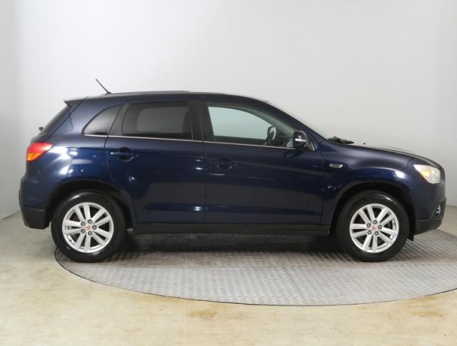 Mitsubishi ASX  1.6 MIVEC 