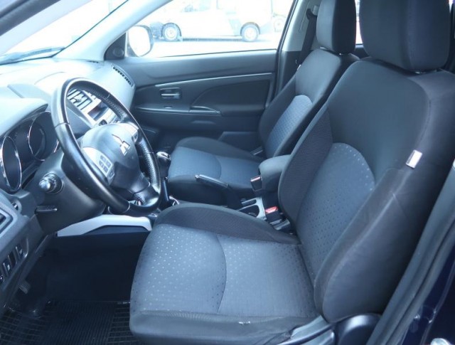 Mitsubishi ASX  1.6 MIVEC 