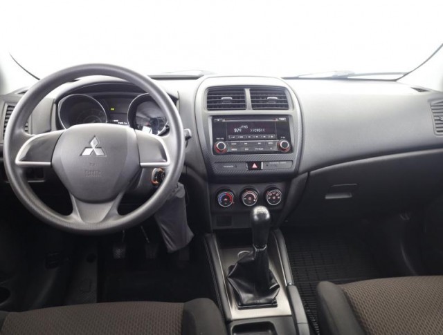 Mitsubishi ASX  1.6 MIVEC 