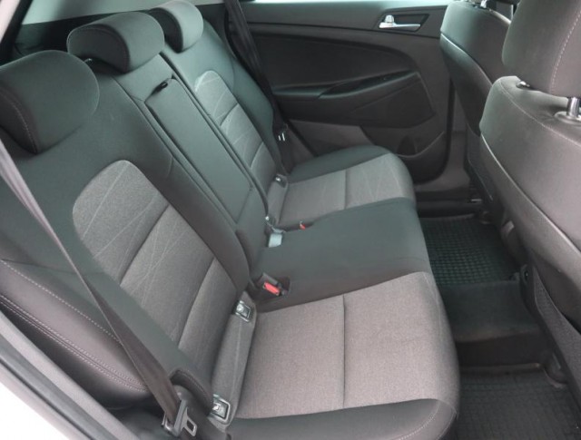 Hyundai Tucson  1.6 T-GDI Trikolor