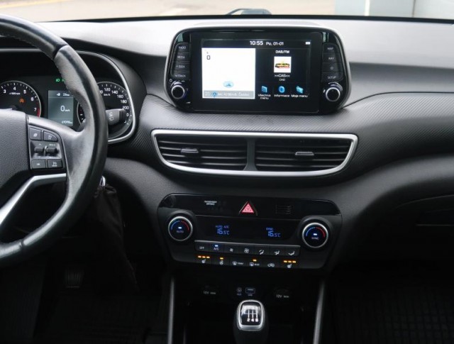 Hyundai Tucson  1.6 T-GDI Trikolor