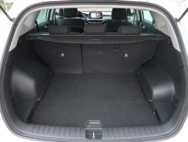Hyundai Tucson  1.6 T-GDI Trikolor
