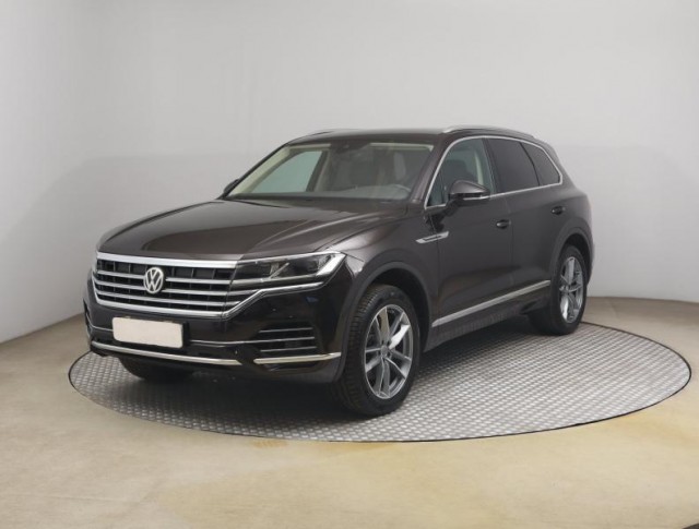 Volkswagen Touareg  3.0 TDI 