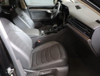 Volkswagen Touareg  3.0 TDI 