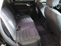 Volkswagen Touareg  3.0 TDI 